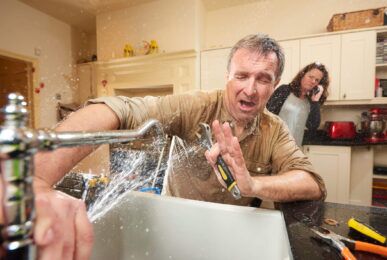 Plumbing Mistakes: A homeowner who did a mistake and cause a big leaking